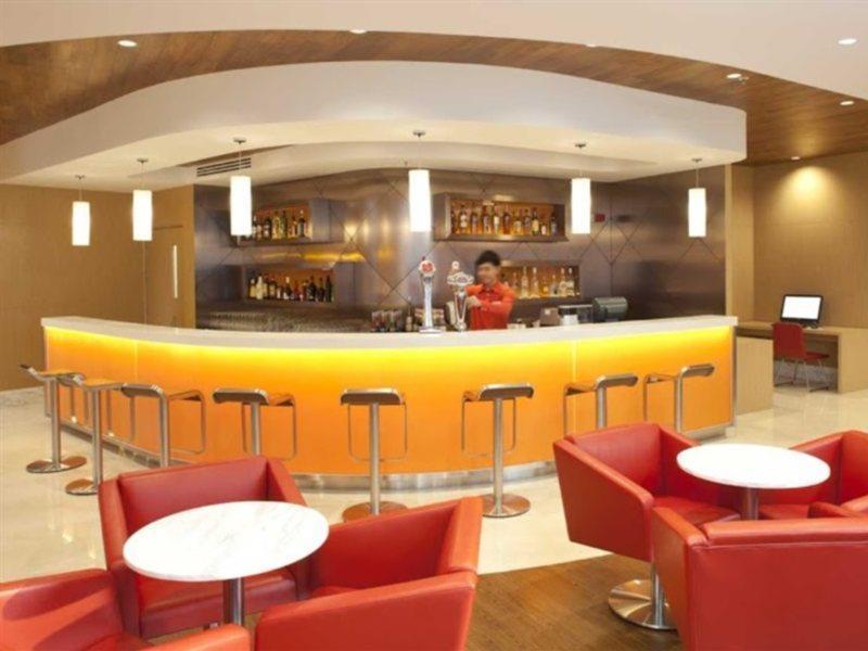 Hotel Ibis & Sheung Wan 3*