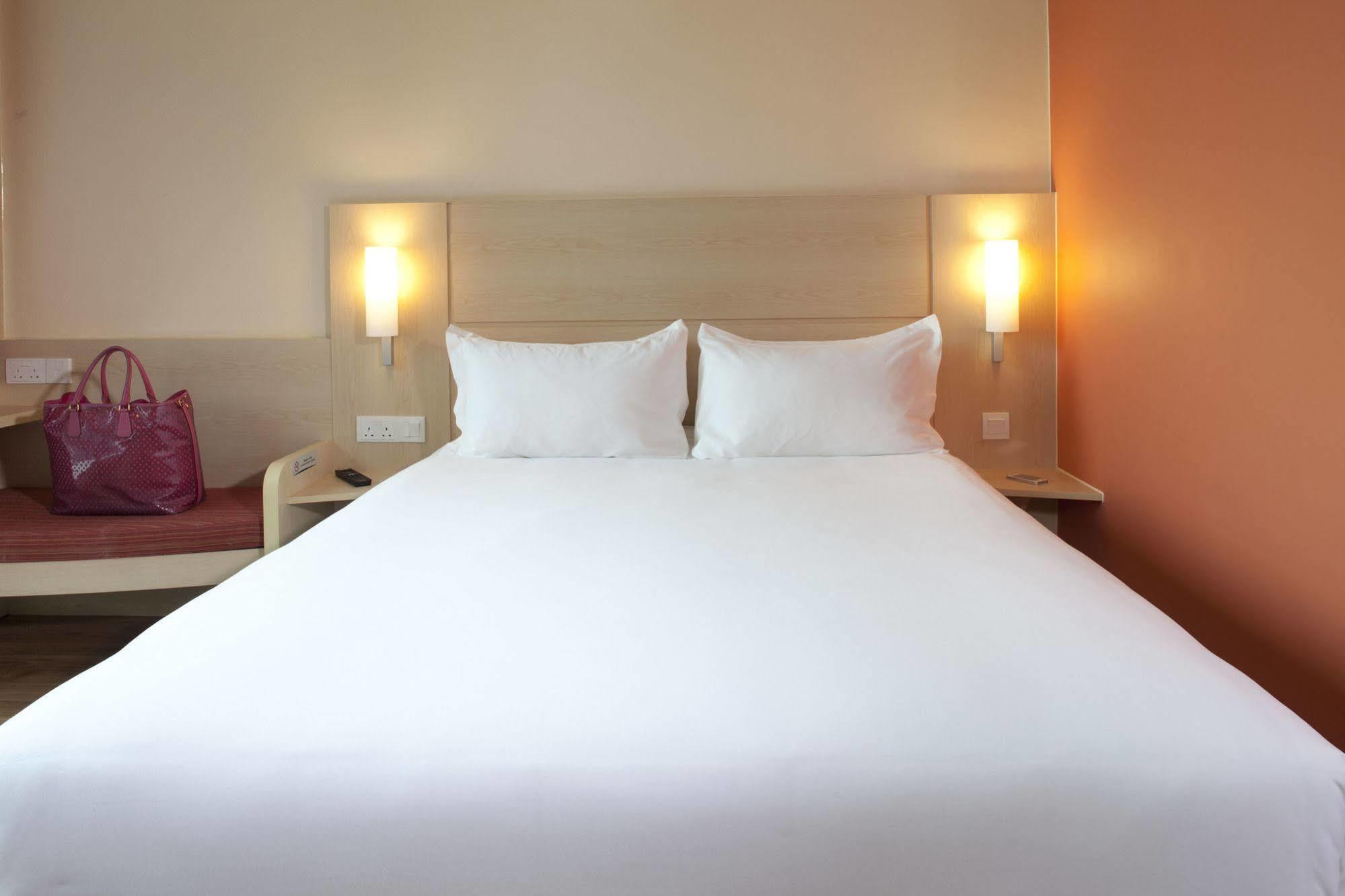 Ibis & Sheung Wan 3* Hong Kong